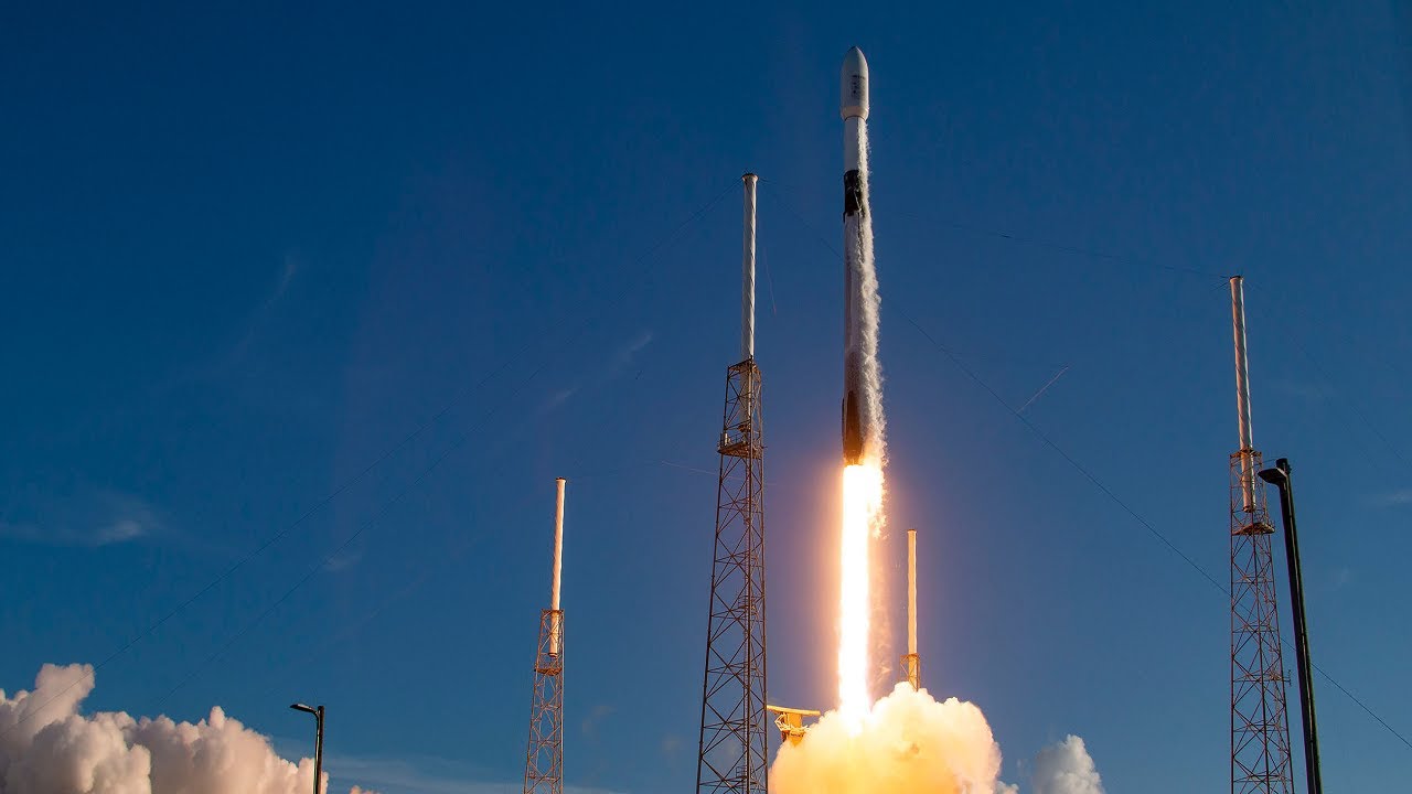 SpaceX запустит «Данури» — первую межпланетную станцию Южной Кореи. Для чего она нужна?