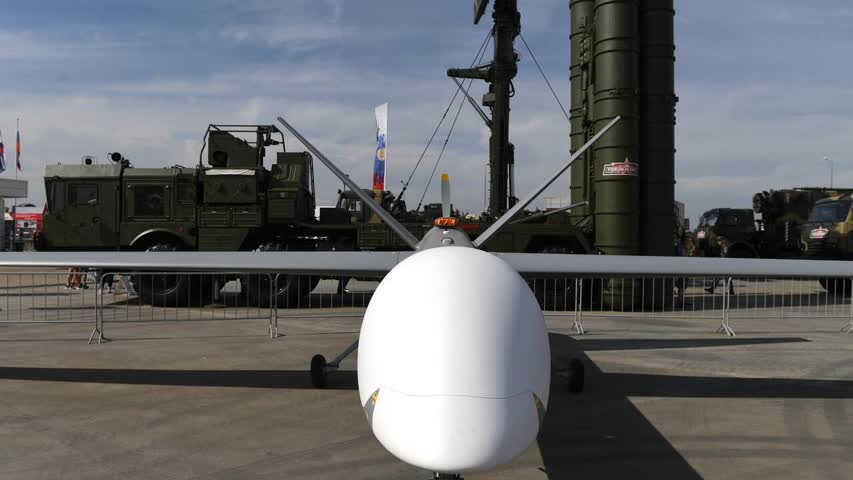 Фото - В России представили систему слежения за воздушным роем дронов