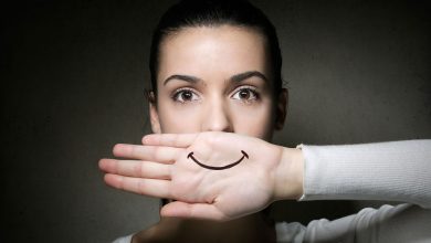 Фото - Психологи выяснили, что даже фальшивая улыбка улучшает настроение
