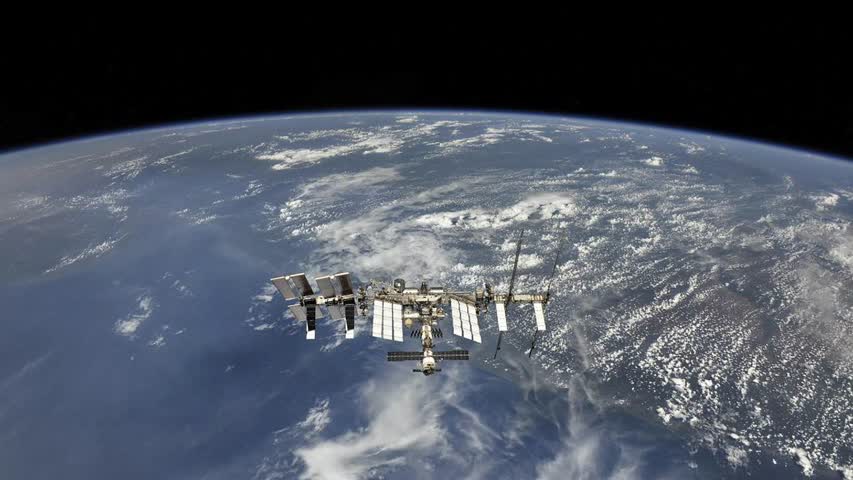 Фото - В «Роскосмосе» заявили об угрозе космического мусора МКС